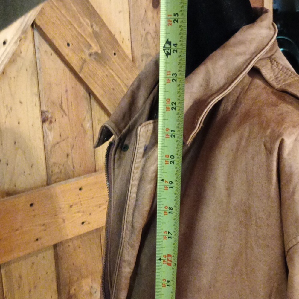 Vintage leather jacket. - Picture 10 of 11